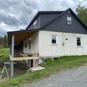 What color should the stucco be?